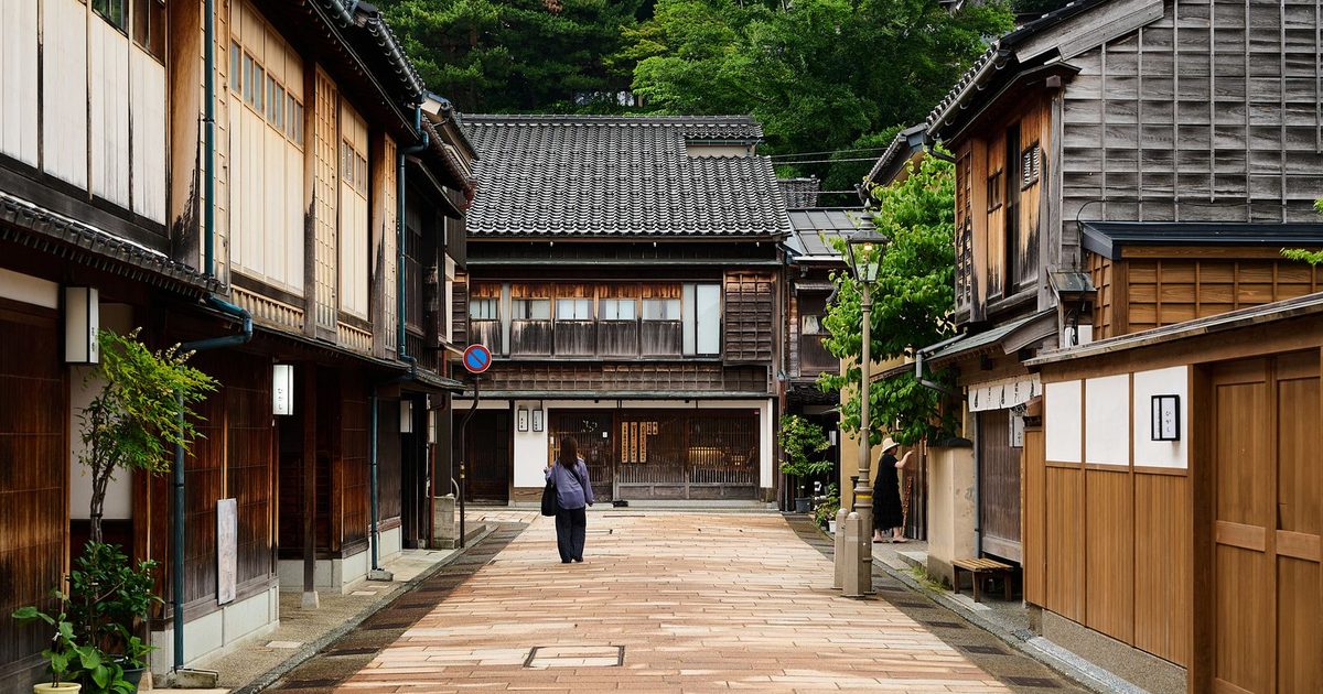 A traditional street in Kanazawa, Japan